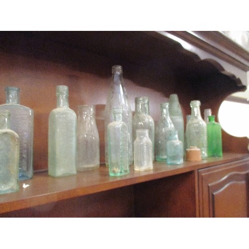 511 - GOOD COLLECTION OF ANTIQUE AND VINTAGE BOTTLES - INCLUDING MORGANS NORWICH, FORSTER MOORE NORWICH, A... 