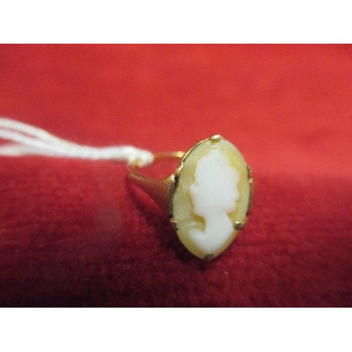 17H - 9ct GOLD CAMEO RING WEIGHT 1.44G SIZE I