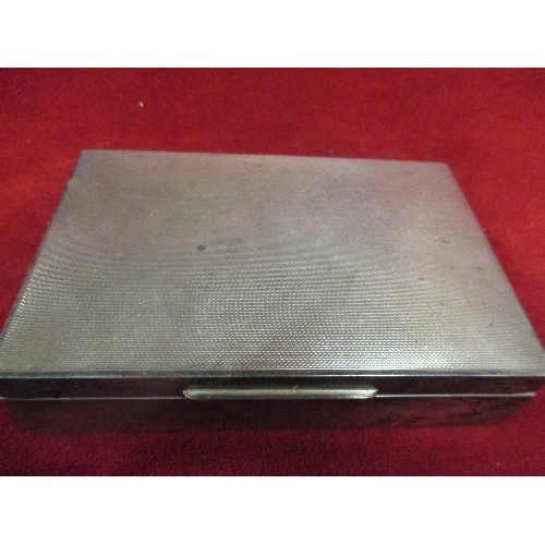 44B - A STERLING SILVER ENGINE TURNED CIGARETTE BOX - BIRM 1964 - DAVID LAWRENCE. CEDAR LINED - INTERIOR L... 