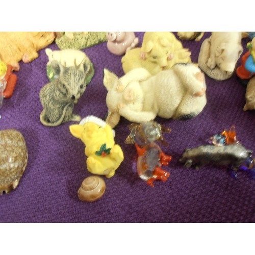 134 - LARGE COLLECTION OF CERAMIC/ GLASS PIGS.