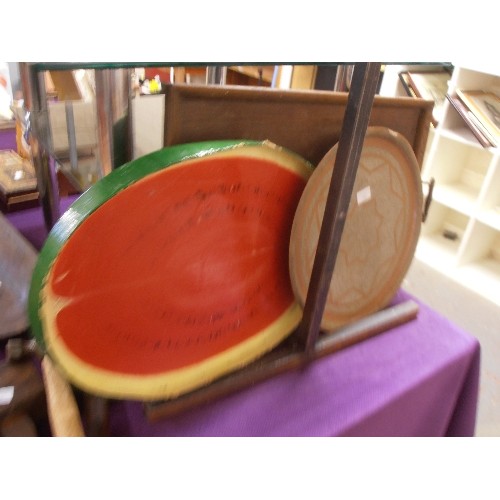 224 - THREE VINTAGE TRAYS INCLUDING LARGE EDWARDIAN OAK TRAY WITH HANDLES, A 1930'S PERSIAN COPPER TRAY WI... 