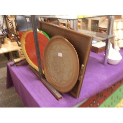 224 - THREE VINTAGE TRAYS INCLUDING LARGE EDWARDIAN OAK TRAY WITH HANDLES, A 1930'S PERSIAN COPPER TRAY WI... 