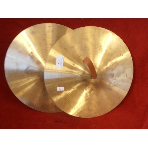 279 - PAIR OF BRASS CYMBALS 30 CM DIA