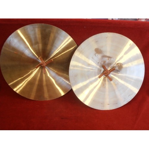 279 - PAIR OF BRASS CYMBALS 30 CM DIA