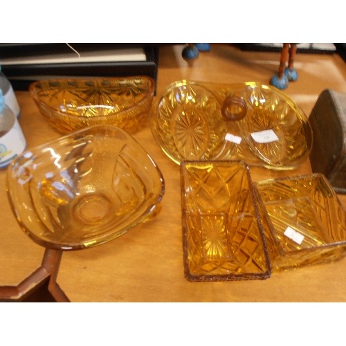 268 - ART DECO AMBER GLASS INCLUDING A BOWL WITH ELEPHANT HEAD HANDLES AND A TWO SECTION DISH