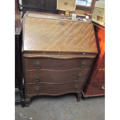 367 - 1940'S BUREAU WITH SERPENTINE FRONT ON CABRIOLE LEGS WITH CASTORS