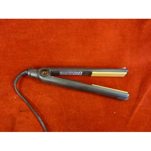 310 - HAIR STRAIGHTENERS BY GHD