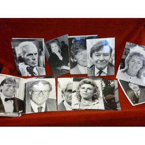 334 - QUANTITY OF ORIGINAL PRESS PHOTOGRAPHS OF TV & FILM PERSONALITIES - RUTH MADOC, STEPHEN FRY, PHIL CO... 