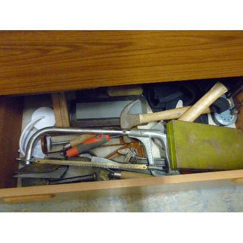 360 - 3 DRAWER CHEST WITH CONTENTS OF CARPENTRY / DIY TOOLS - MALLET, SAWS, SHARPENING STONE, SOCKET SET E... 