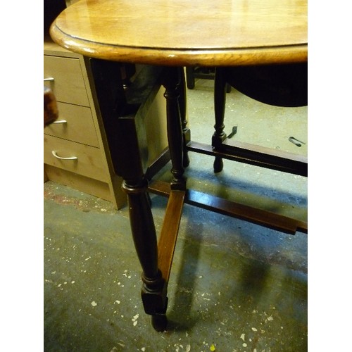 365 - 1930'S GATELEG TABLE WITH LIGHT OAK TOP