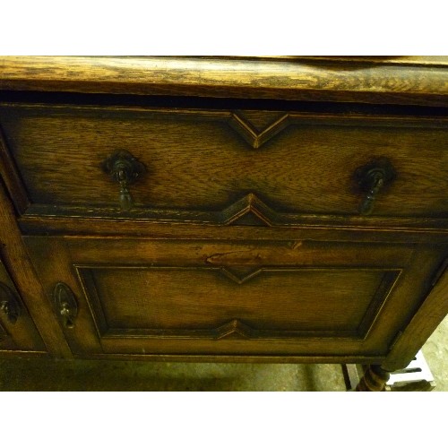 389 - 1920'S OAK SIDEBOARD WITH BARLEY TWIST LEGS AND UPSTAND