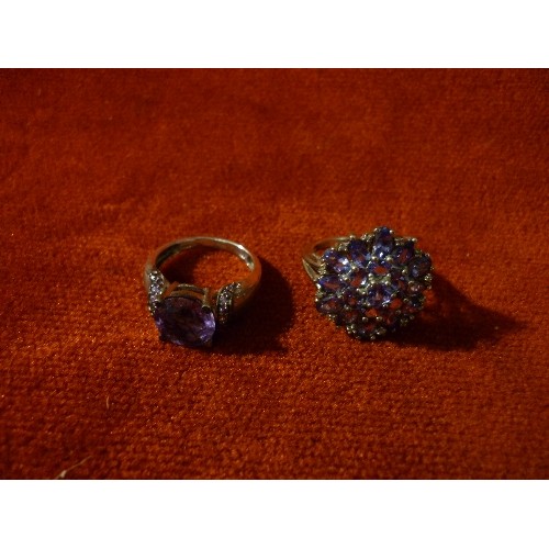 23 - 6 X 925 SILVER DRESS RINGS WITH STONES IN SHADES OF PURPLE AND BLUE