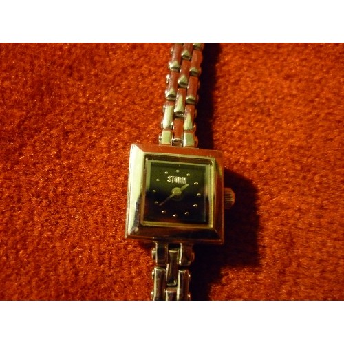 39 - A LADIES STORM WATCH WITH STAINLESS STEEL STRAP AND AN EMPORIO ARMANI WATCH MARKED TO DIAL, BACK STR... 