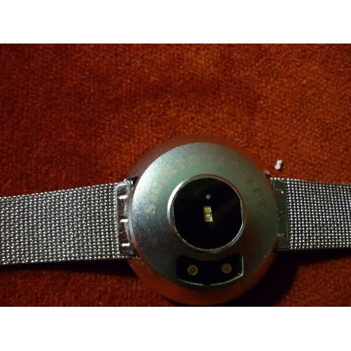 44 - A SMARTBRACELET WATCH