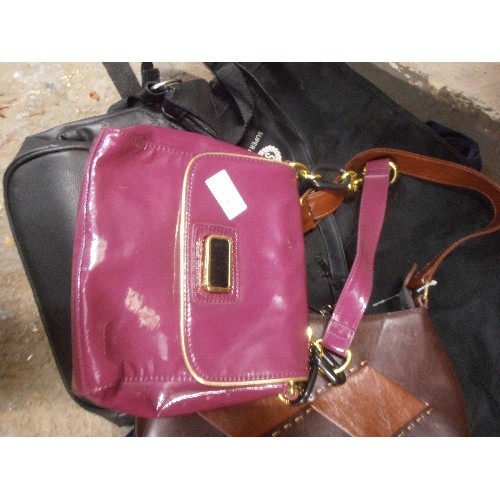 118 - 3 HANDBAGS, INC A PINK PATENT, A BROWN 'LEATHER, A BLACK PATCHWORK. ALSO A HOLDALL AND A WHEELED SHO... 