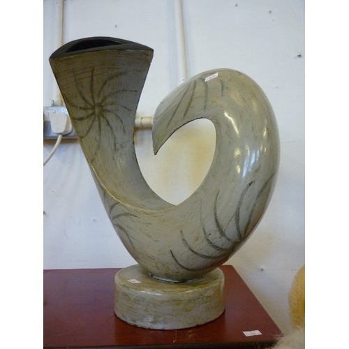 105 - LARGE CONTEMPORARY RESIN ORNAMENT/VASE. PERFECT FOR DRIED FLOWERS.
