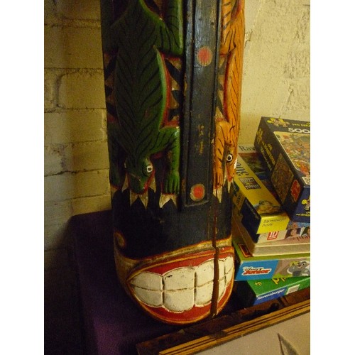 138 - TALL CARVED PAINTED WOOD, AFRICAN? WALL HANGING MASK. APPROX 97CM H.