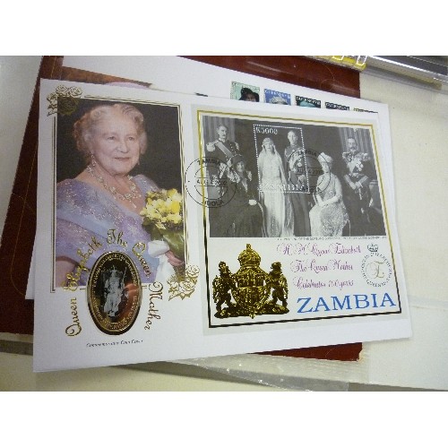 179 - FIRST DAY COVER COIN COLLECTION. QUEEN MOTHER INTEREST.