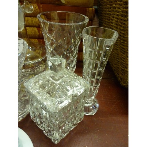 199 - VINTAGE GLASS ITEMS, INCLUDES A DECANTER, A LIDDED SUGAR/JAM POT, VASES, AND 2 GLASS TOP HATS.