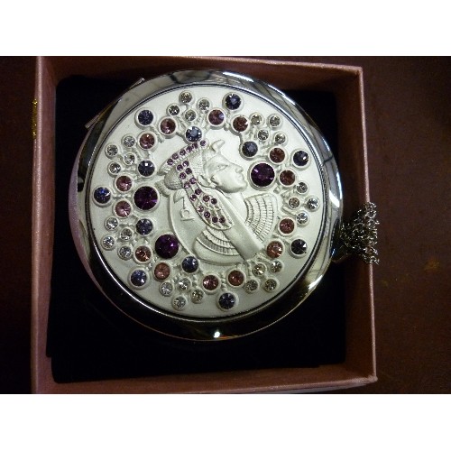 198 - NEW/BOXED LADIES DOUBLE MIRROR  WITH EGYPTIAN HEAD/ JEWEL STYLE DECORATION ON LID. BY 'ART'