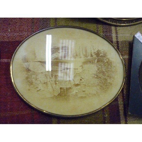 229 - 5 VINTAGE OVAL PHOTOGRAPH FRAMES. ALSO A SQUARE WOODEN FRAME WITH OVAL APERTURE.