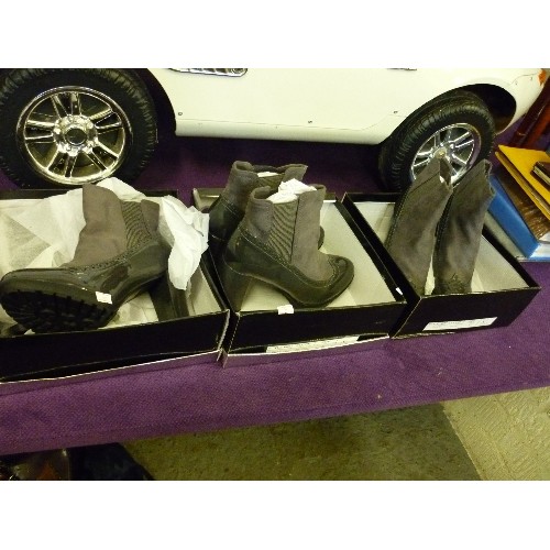 111 - 3 PAIRS OF BRAND-NEW GREY ANKLE BOOTS. SIZE 40/41. FAUX SUEDE AND PATENT. HIGH HEELED.
