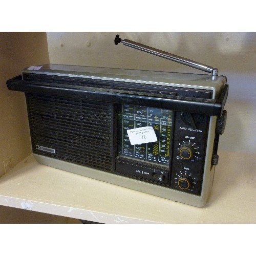 71 - RETRO PYE PORTABLE BATTERY RADIO.