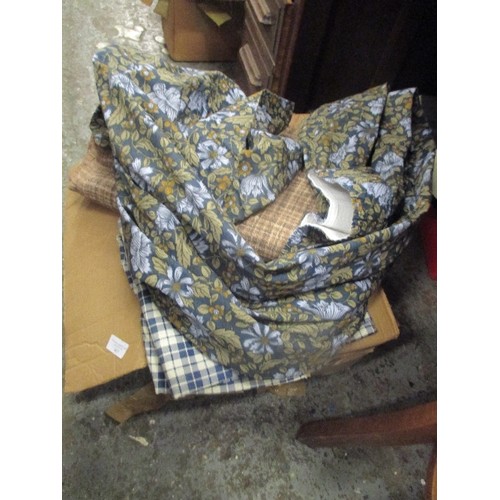 369 - BOX OF FABRIC OFFCUTS AND REMNANTS. INCLUDES A WOOL CHECK, COTTON BLUE AND WHITE CHECK, WILLIAM MORR... 