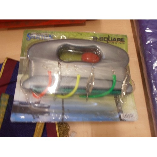 358 - MIXED BOX OF ITEMS. INCLUDES A NEW/PACKAGED B-SQUARE FISHING SINGLE-HAND ROD, 100M LINE WITH SYSTEM ... 