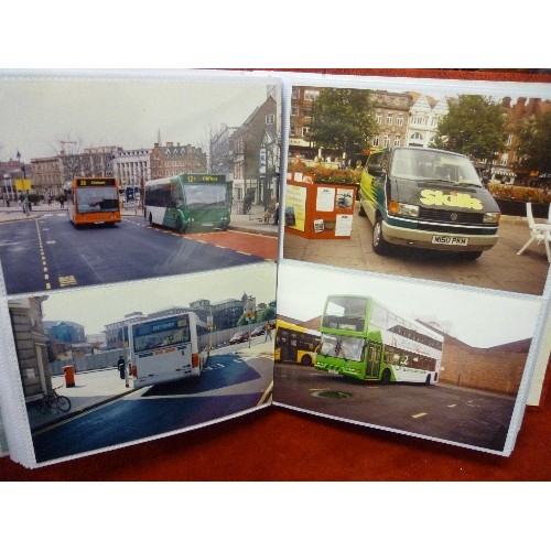 91 - LARGE QUANTITY OF BUS/COACH PHOTOGRAPHS. DISPLAYED IN 6 FULL PHOTO ALBUMS.