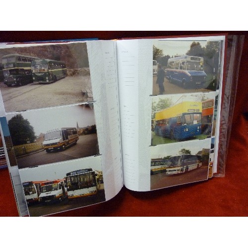 91 - LARGE QUANTITY OF BUS/COACH PHOTOGRAPHS. DISPLAYED IN 6 FULL PHOTO ALBUMS.