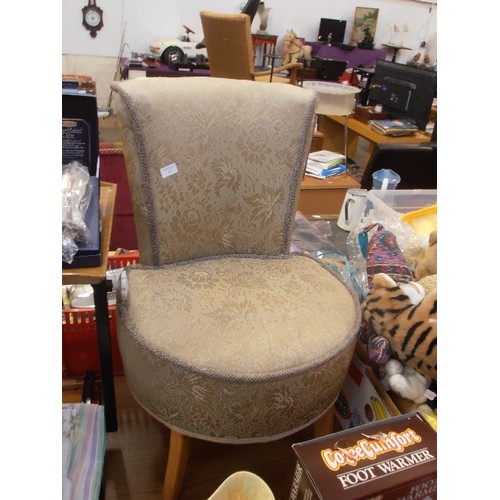 396 - VINTAGE UPHOLSTERED CHAIR/NURSING CHAIR.