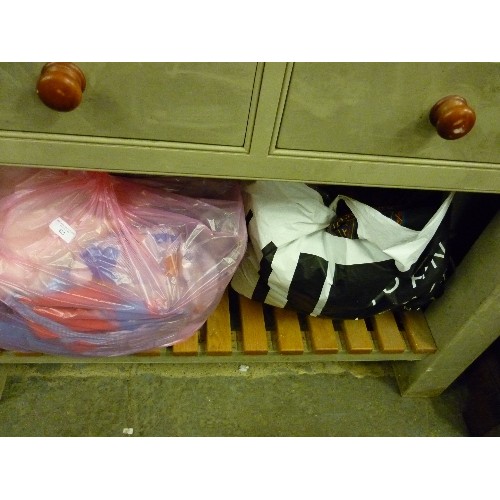 425 - 4 LARGE BAGS OF WOMENS VINTAGE CLOTHES. INC DAY CLOTHES, HEADSCARVES, NIGHTDRESSES, GLOVES ETC.