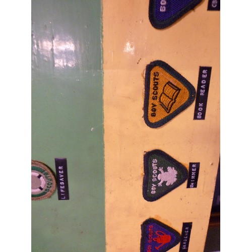 455 - BOY-SCOUT/BADEN POWELL INTEREST. VERY LARGE VINTAGE PAINTED WOODEN DISPLAY BOARD, DISPLAYING A LARGE... 