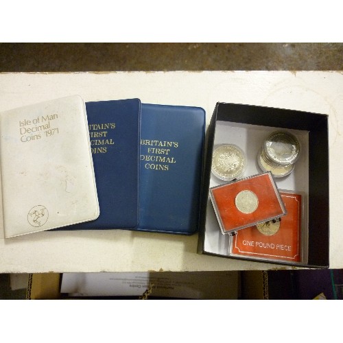 27 - BOX OF COINS - 2 BRITAINS FIRST DECIMAL COINS SETS, ISLE OF MAN DECIMAL COINS 1971, ISLE OF MAN ONE ... 