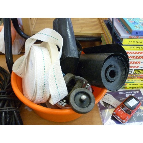 137 - UPHOLSTERY WEBBING ROLL IN NEW CONDITION. INSULATION ROLL, WIRE WOOL, LARGE REEL OF DOUBLE-SIDED TAP... 