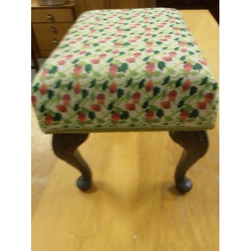 89 - VINTAGE FOOT STOOL WITH CROSS STITCHED TAPESTRY SEAT, CABRIOLE LEGS