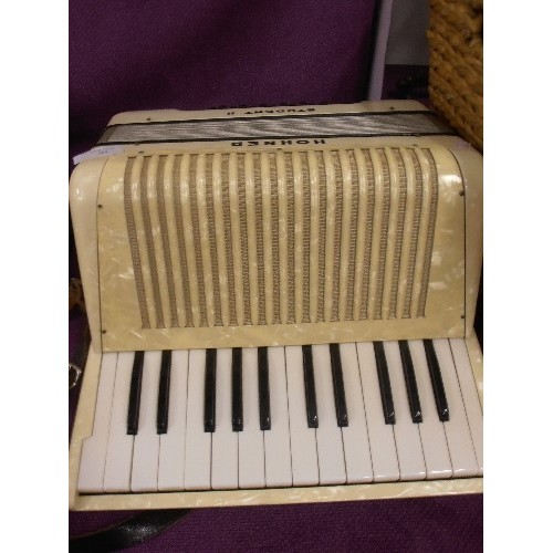 99 - HOHNER STUDENT II ACCORDIAN