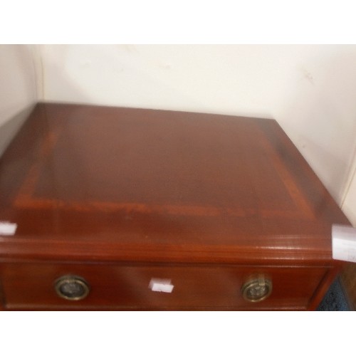 106 - SMALL MAHOGANY CHEST OF DRAWERS WITH BRASS HANDLES, MARQUETRY DETAIL TO THE TOP, 43CMW X 33CM D X 56... 