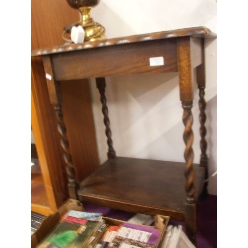 107 - 1930's OAK SIDE TABLE WITH BARLEY TWIST LEGS