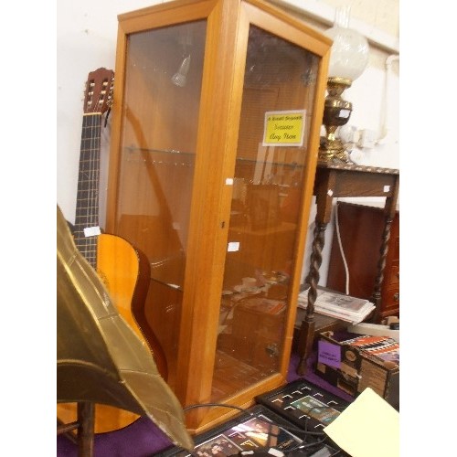 114 - CORNER SHOP DISPLAY CABINET WITH 2 GLASS SHELVES IN TEAK, 40CM X 40CM X 106CM HIGH