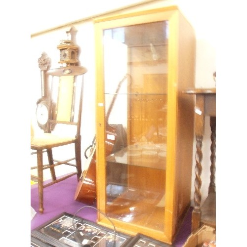 114 - CORNER SHOP DISPLAY CABINET WITH 2 GLASS SHELVES IN TEAK, 40CM X 40CM X 106CM HIGH