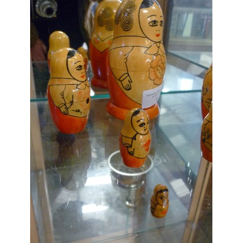 4 - RUSSIAN MATRYOSHKA DOLL 7 PIECES LARGEST 13CM AND SMALLEST 2CM