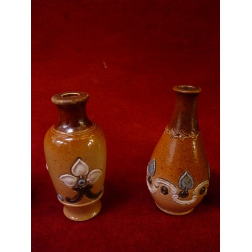 5 - A COLLECTION OF LATE 19TH & EARLY 20TH CENTURY DOULTON LAMBETH AND ROYAL DOULTON MINIATURE VASES IN ... 