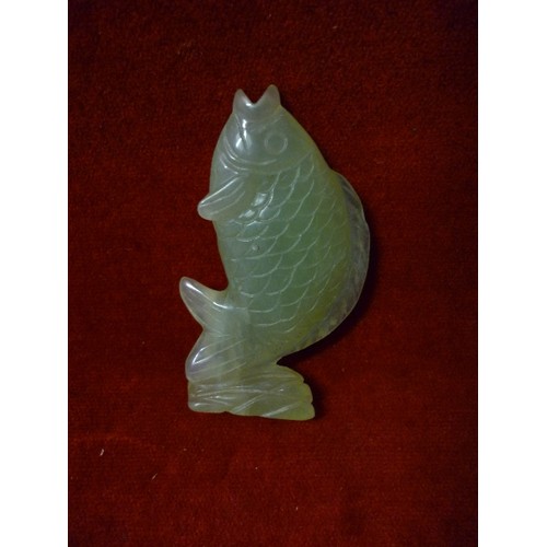 16 - MID 20TH CETURY CHINESE CARVED JADE CARP - 10CM