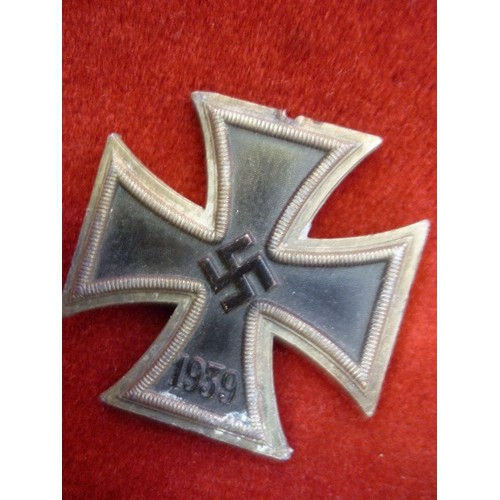 124 - A GERMAN THIRD REICH IRON CROSS 