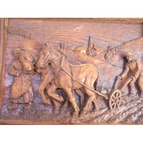 50 - TREEN WARE INCLUDING A CONTINENTAL CARVED PLAQUE OF FARMERS WITH WORKING HORSES, A BLACK FOREST EDEL... 