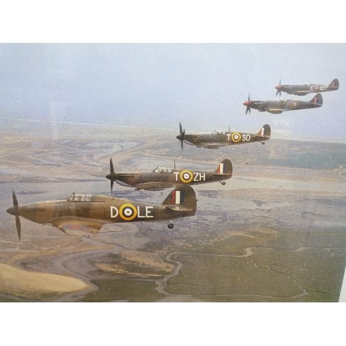 177 - 4 X WW2 AIRCRAFT PRINTS INCLUDING A PAIR 