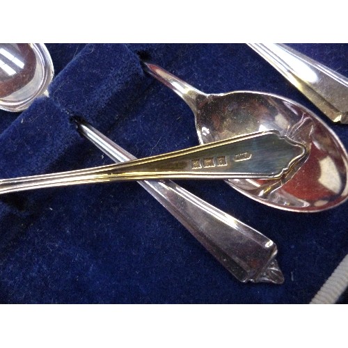 81 - SET OF STERLING SILVER TEASPOONS  - BIRMINGHAM 1964 IN ORIGINAL FITTED BOX