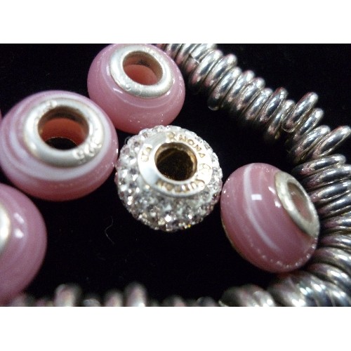 81C - 6 PANDORA TYPE CHARMS IN PINK AND DIAMANTE ENCRUSTED TOGETHER WITH A SILVER METAL LINKS OF LONDON BR... 